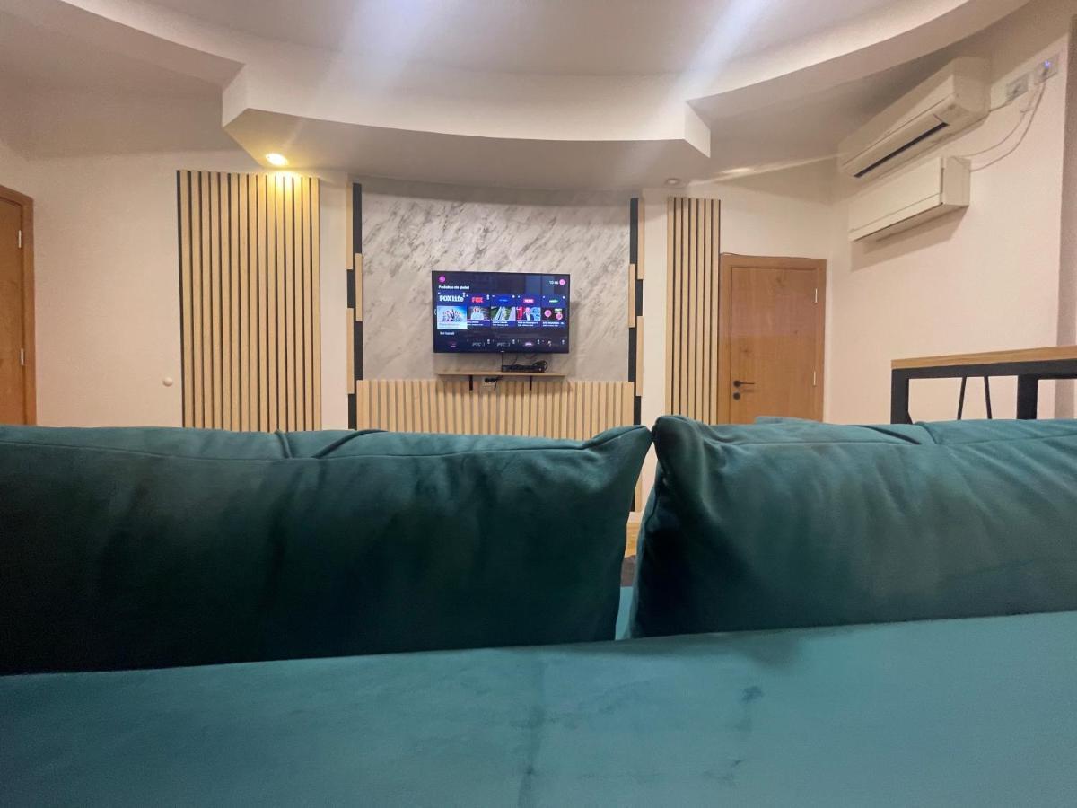 Sofie - Free Parking Place In The Garage Белград Екстериор снимка